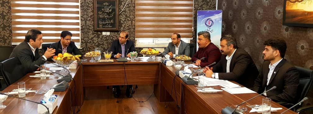 بازدید مدیرعامل شرکت بیمه آرمان از شعبه اهواز