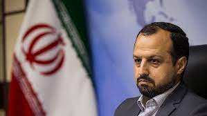 وزیر اقتصاد در گفتگو با بخش خبر نیمروزی شبکه یک سیمای جمهوری اسلامی ایران:در عقود مبادله ای نیز مبالغ دریافتی خارج از نرخ مصوب شورای پول و اعتبار به مشتریان بانکها مسترد می شود