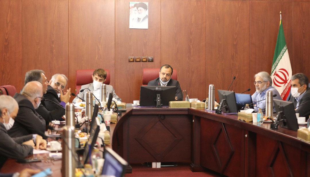 با حضور وزرای سابق اقتصاد کلید خورد؛سیاستگذاری همایش بررسی اجرای سیاست های کلی اصل ۴۴ قانون اساسی در وزارت اقتصاد