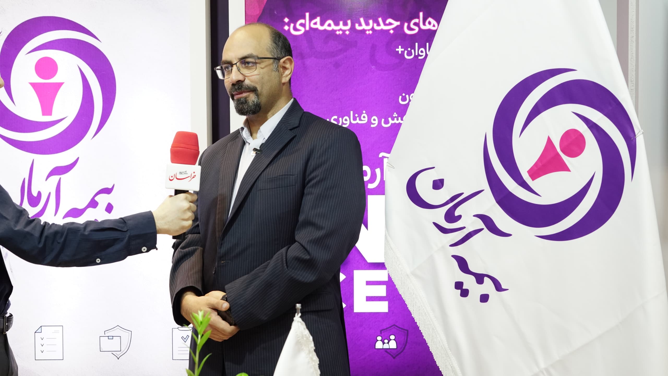 رونمایی از هاب ملی درمان در سه ماه آینده، مصاحبه تصویری با معاون اجرایی شرکت بیمه آرمان در حاشیه نمایشگاه مشهد اینوکس 1404