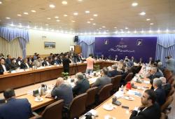 ضرورت حرکت از اقتصاد نفتی به سمت منابع درآمدی ملی و منطقه‌ای / اقتصاد نفتی جای خود را به اقتصاد منطقه ای می دهد