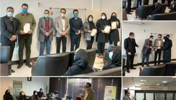 تقدیر از نمایندگان برتر فروش طرح بیمه خانواده آرمانی در شعبه رشت