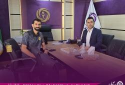 حضور فیاض میردورقی بازیکن فعال صنعت نفت آبادان و کاپیتان سابق استقلال خوزستان در شعبه اهواز بیمه آرمان