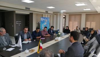 بازدید دکتر پیکارجو و اعضای هیئت عامل از شعبه سنندج شرکت بیمه آرمان