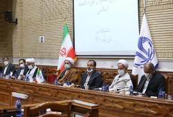 انتظار وزیر اقتصاد از اساتید و پژوهشگران اقتصاد اسلامی قم:اصلاح سیاست های اقتصادی کشور، با ارائه راهکار ها و پیشنهادهای کاربردی